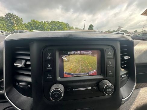Used 2022 RAM 1500 Big Horn AWD/4WD image 19