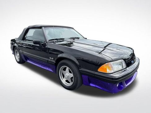 Used 1988 Ford Mustang GT RWD image 7