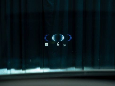 Certified 2023 Mercedes-Benz EQS 580 4MATIC Sedan image 19