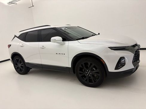 Certified 2021 Chevrolet Blazer RS w/ Driver Confidence II Package FWD image 1