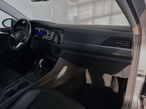 Used 2024 Volkswagen Jetta SE image 26