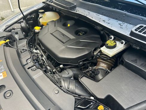 Used 2019 Ford Escape Titanium image 30