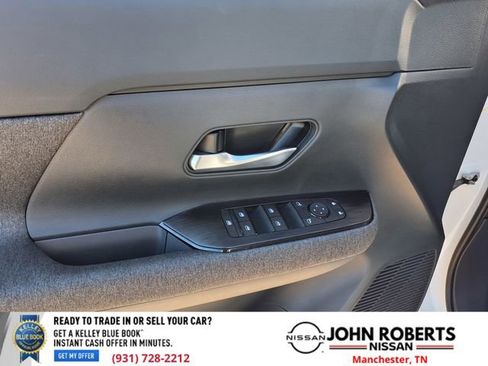 Certified 2025 Nissan Kicks SV image 26