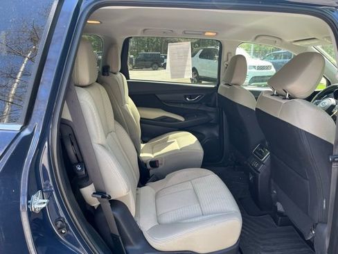 Used 2023 Subaru Ascent Premium w/ Convenience Package image 13