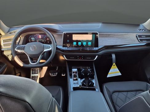 New 2026 Volkswagen Atlas SEL Premium R-Line image 17