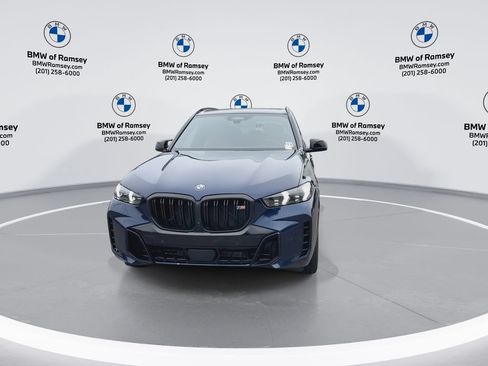 Used 2025 BMW X5 M60i AWD/4WD image 3