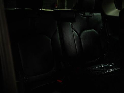 Used 2024 Honda Pilot EX-L image 12