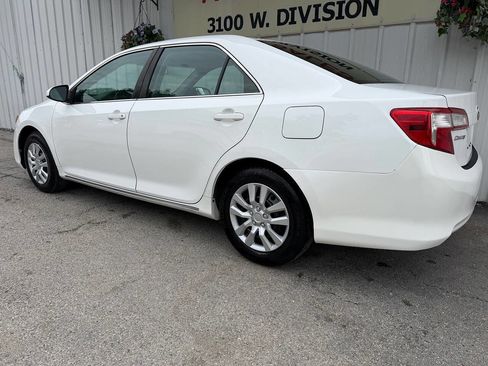 Used 2014 Toyota Camry LE w/ Fleet Convenience Package image 10