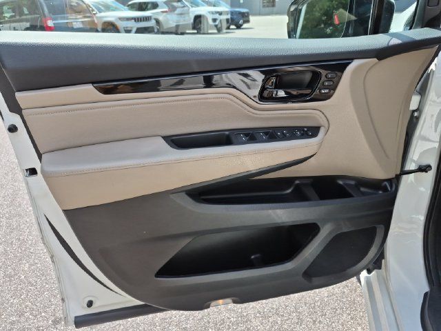 Used 2023 Honda Odyssey Elite image 10