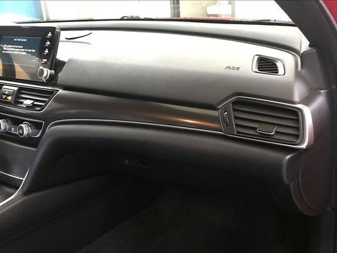 Used 2018 Honda Accord Sport image 20