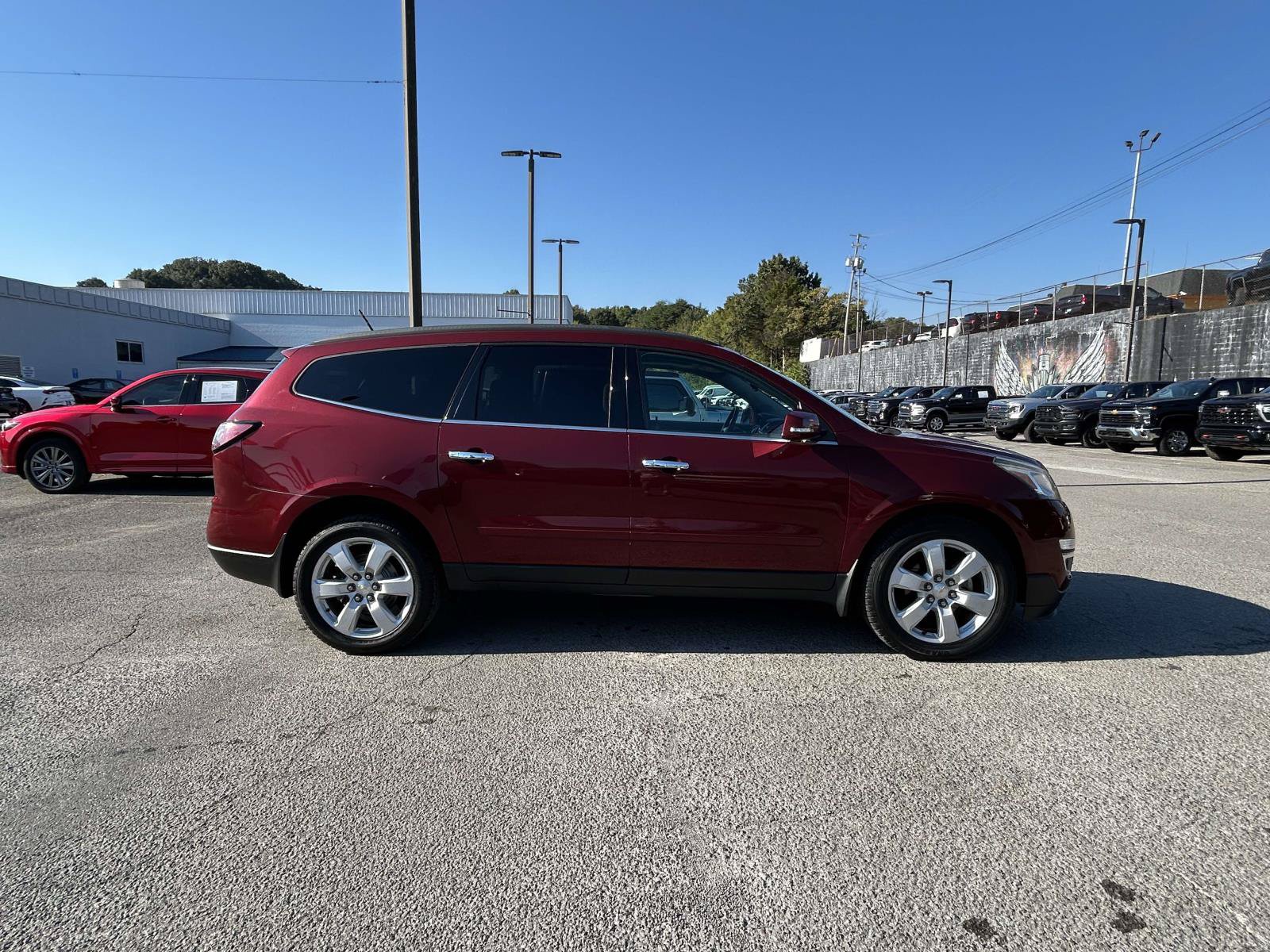 Used 2016 Chevrolet Traverse LT w/ Style and Technology Package AWD/4WD image 8