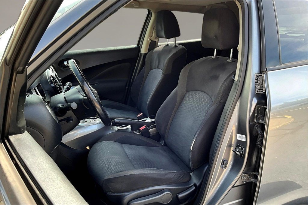Used 2014 Nissan Juke SV w/ Navigation Package AWD/4WD image 17