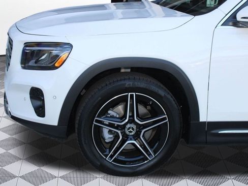 New 2026 Mercedes-Benz GLB 250 image 12