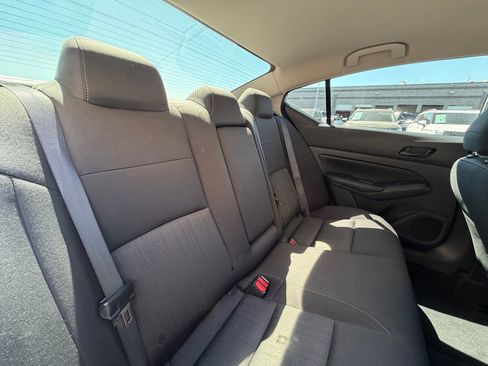 Used 2024 Nissan Altima 2.5 SV image 17