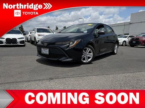 Used 2021 Toyota Corolla SE FWD image 3