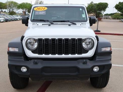 Used 2024 Jeep Wrangler Unlimited Sport AWD/4WD image 4
