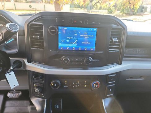 Used 2022 Ford F150 XL w/ Trailer Tow Package image 29