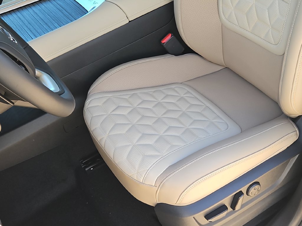 New 2026 Nissan Armada Platinum AWD/4WD image 16
