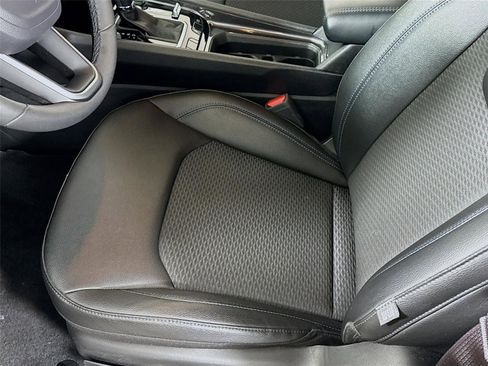 Used 2025 Jeep Compass Latitude image 12