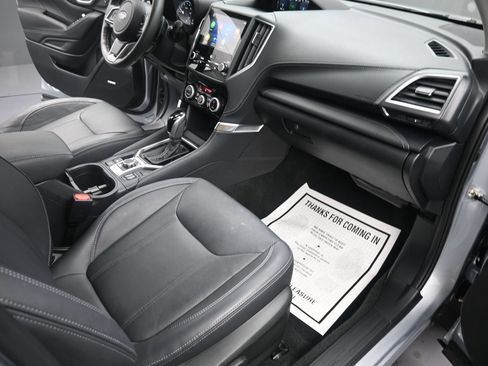 Used 2024 Subaru Forester Touring AWD/4WD image 42