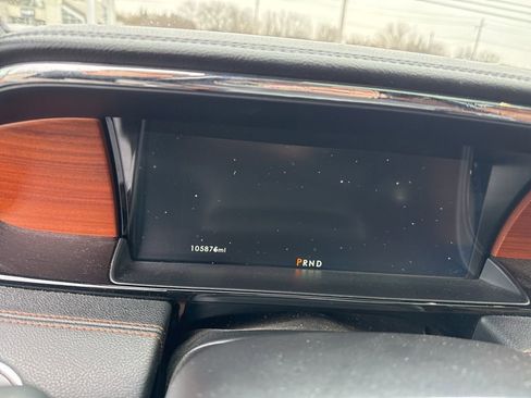 Used 2018 Lincoln Navigator Reserve w/ Technology Package image 12