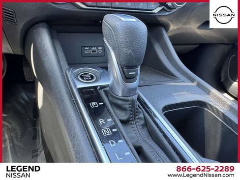 Used 2021 Nissan Sentra SV FWD image 27