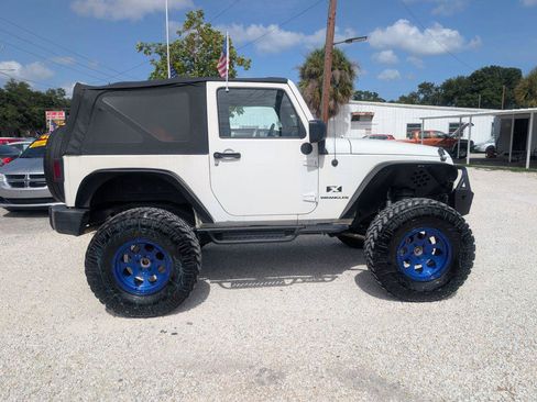 Used 2008 Jeep Wrangler X AWD/4WD image 8