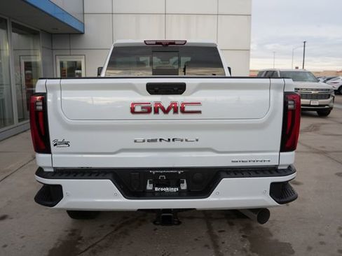 New 2026 GMC Sierra 2500 Denali w/ Denali Reserve Package image 36
