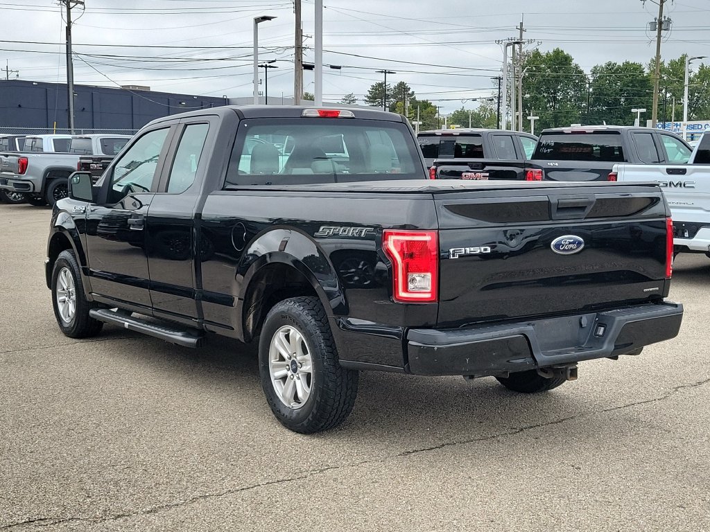 Used 2015 Ford F150 XL w/ Equipment Group 101A Mid RWD image 3
