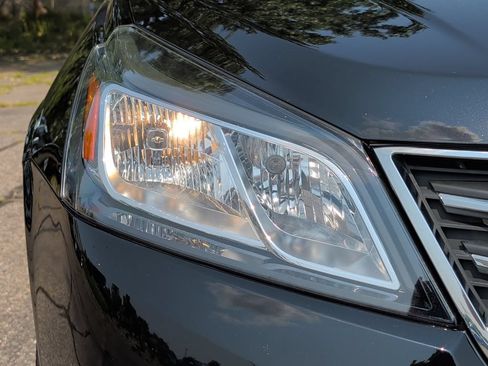 Used 2017 Chevrolet Traverse Premier AWD/4WD image 42