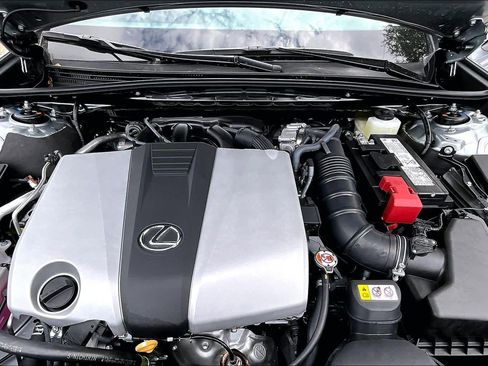 New 2025 Lexus ES 350 w/ Premium Package image 18