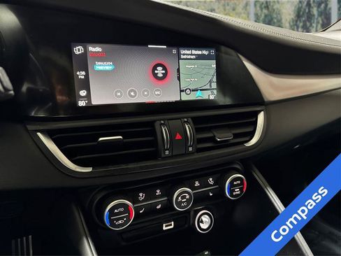 Used 2023 Alfa Romeo Giulia Veloce image 14