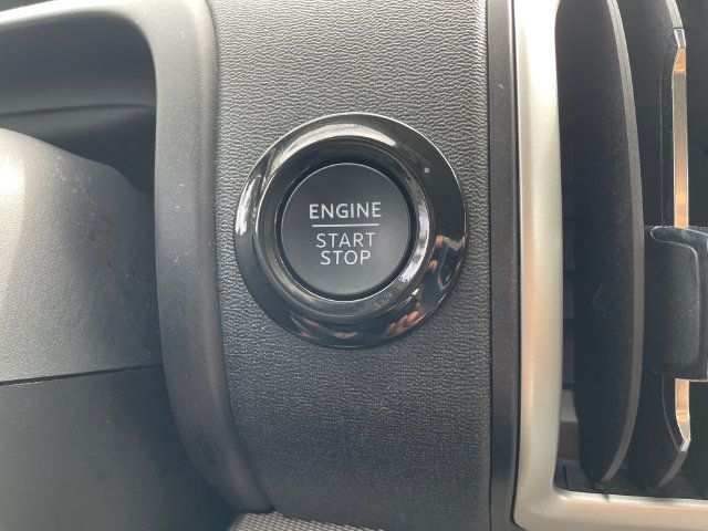 Used 2025 Ford Expedition Active AWD/4WD image 37