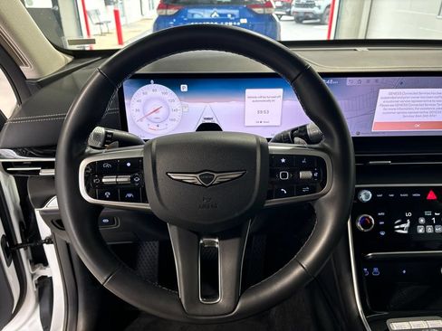 Used 2025 Genesis GV80 2.5T Standard AWD/4WD image 13