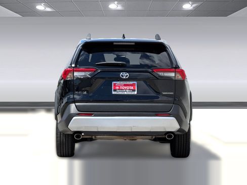 Used 2024 Toyota RAV4 Adventure AWD/4WD image 9