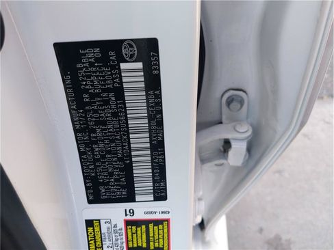 Used 2025 Toyota Camry LE FWD image 18