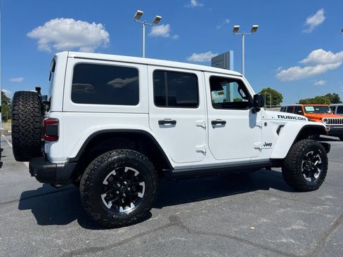 Used 2024 Jeep Wrangler Unlimited Rubicon 4xe AWD/4WD image 47