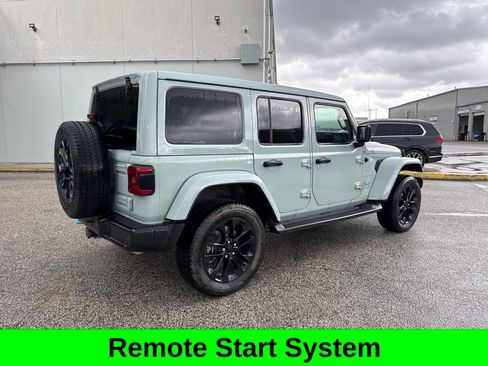 Used 2023 Jeep Wrangler Unlimited Sahara w/ Cold Weather Group AWD/4WD image 11