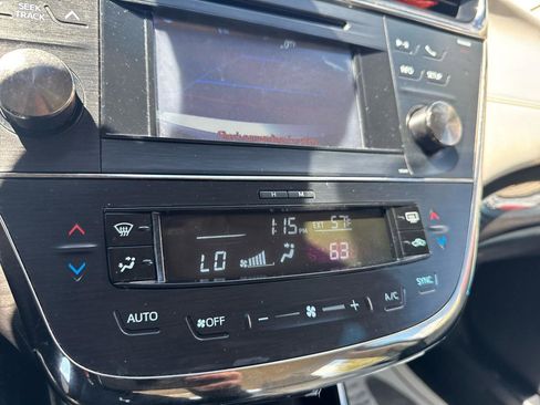 Used 2014 Toyota Avalon XLE FWD image 29