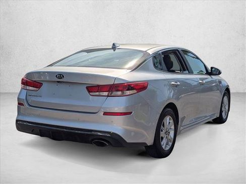 Used 2019 Kia Optima LX FWD image 5