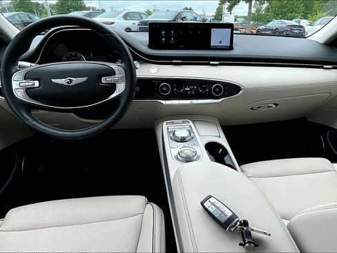 Used 2023 Genesis GV70 2.5T w/ Advanced Package AWD/4WD image 15