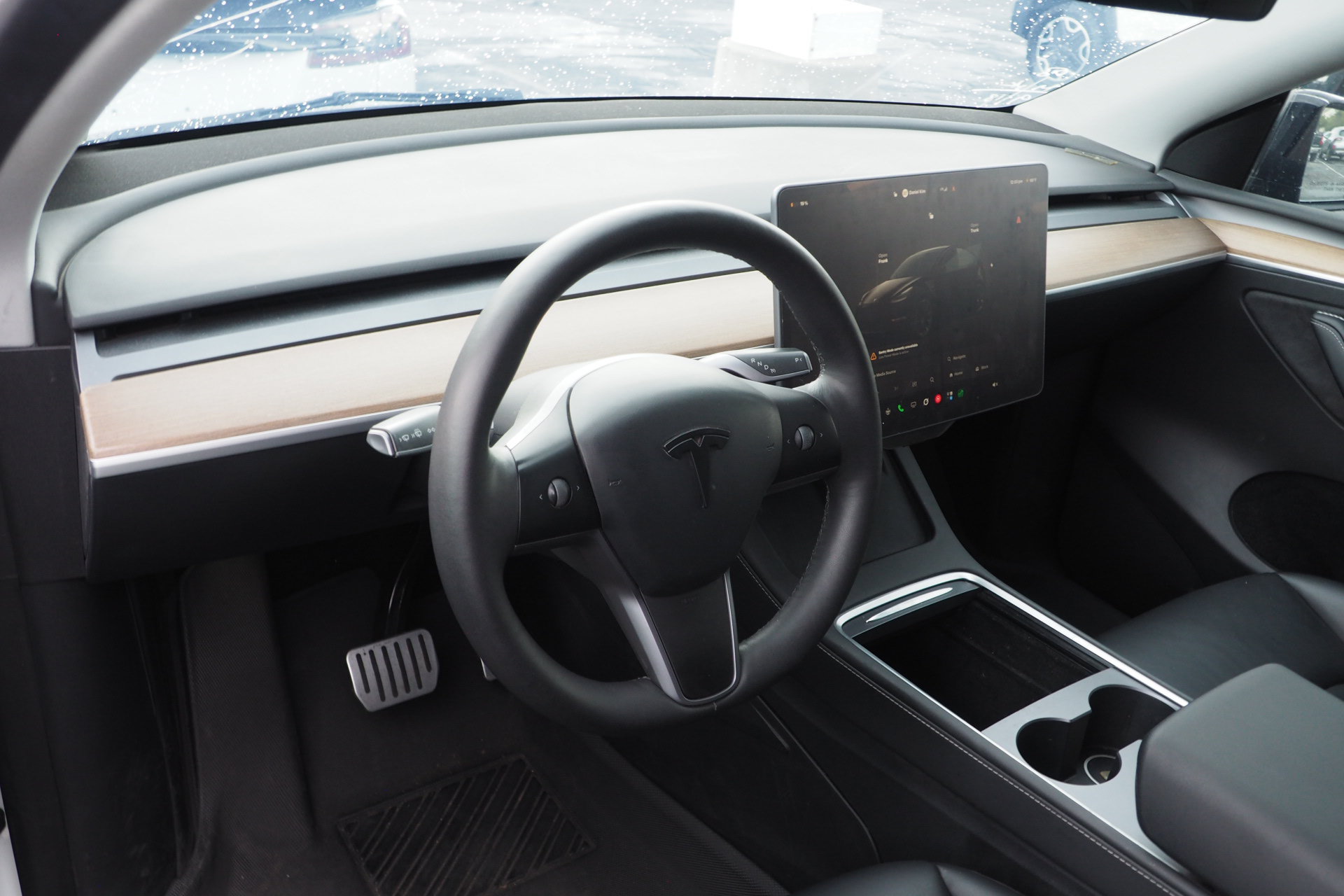 Used 2023 Tesla Model Y Long Range AWD/4WD image 5