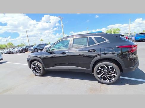 New 2026 Chevrolet Trax RS FWD image 20