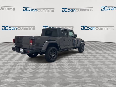 New 2026 Jeep Gladiator Sport image 8
