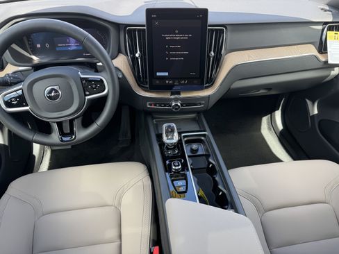 New 2026 Volvo XC60 B5 Core w/ Protection Package image 14