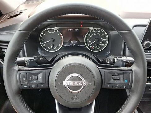 Certified 2022 Nissan Rogue SV w/ SV Premium Package image 20