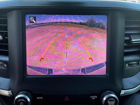 Used 2019 RAM 1500 Big Horn RWD image 16