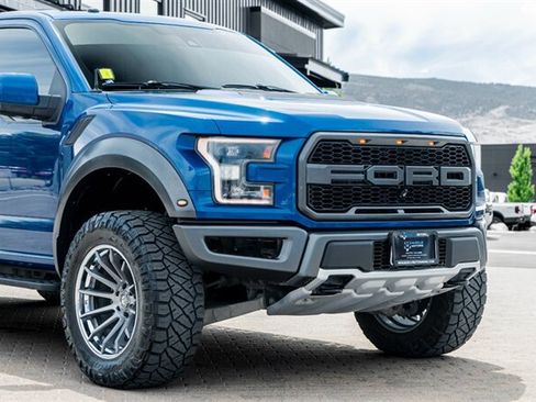 Used 2017 Ford F150 Raptor w/ Equipment Group 802A Luxury AWD/4WD image 9