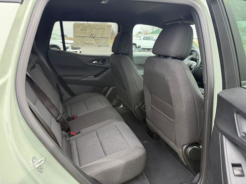 New 2025 Chevrolet Equinox LT FWD image 10
