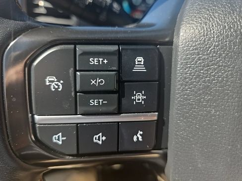 Used 2024 Ford Expedition Max Platinum AWD/4WD image 15